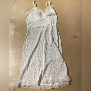 Shadow Line Elegant White Lace Trim Slip 36 (NK)